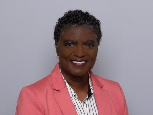 Lynne banner